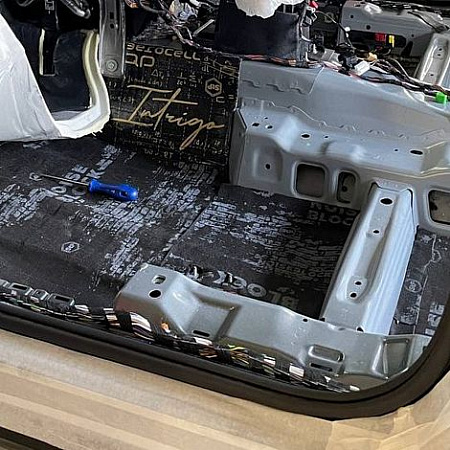 Звукоизолирующий материал NoiseBlock2 (0,75х0,47)