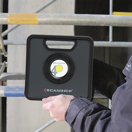 NOVA 4 K - Мощный прожектор с регулировкой светового потока